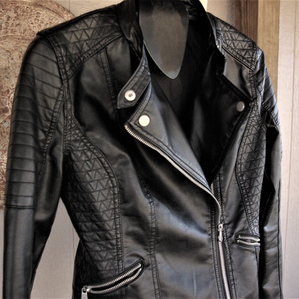 Cool Black Vinyl Jacket - Picture 2 of 3